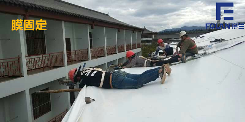 膜結(jié)構(gòu)安裝流程 膜結(jié)構(gòu)安裝流程