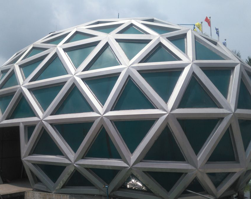 張拉索膜結(jié)構(gòu) 張拉索膜結(jié)構(gòu)